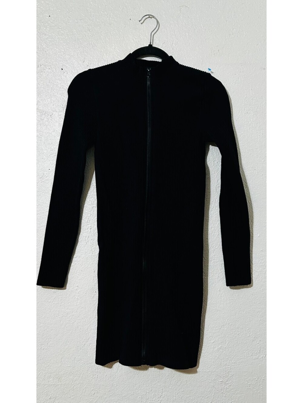 Forever 21 Black Ribbed Knit Zip Front Bodycon Mini Dress Mock Neck LongSleeve M
